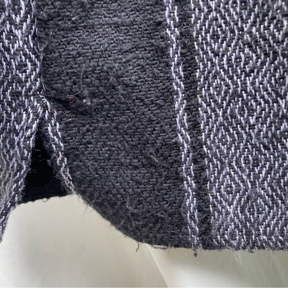 Thrill Seekers Mexican black pullover, size small - Picture 11 of 15